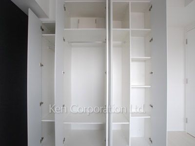 Closet ※Photo of the same layout on 4 floor. Decoration and fixture may differ.