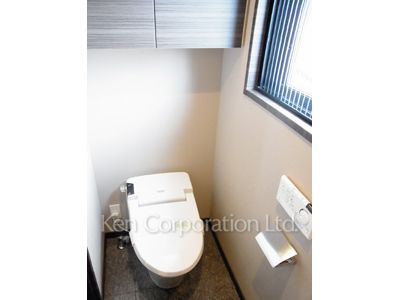 Lavatory