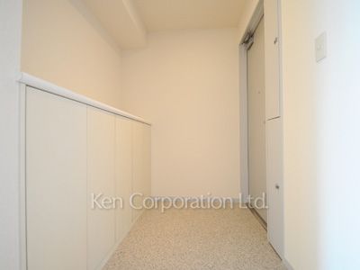 Entrance ※Photo of the same layout on 15 floor. Decoration and fixture may differ.