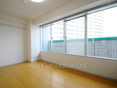Bedroom ※Photo of the same layout on 15 floor. Decoration and fixture may differ.