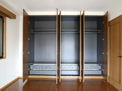 Closet ※Photo of the same layout on 2 floor. Decoration and fixture may differ.