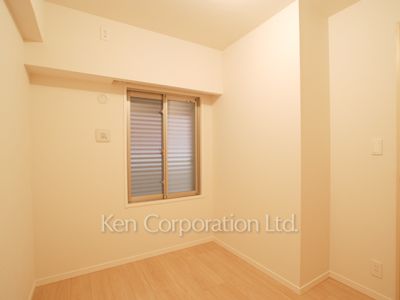 Service room (Extra room space) ※Photo of the same layout on 3 floor. Decoration and fixture may differ.