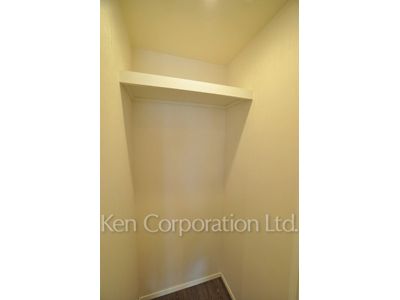 Storage ※Photo of the same layout on 8 floor. Decoration and fixture may differ.