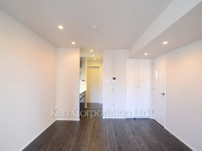 Living-Dining ※Photo of the same layout on 9 floor. Decoration and fixture may differ.