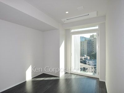 Bedroom ※Photo of the same layout on 9 floor. Decoration and fixture may differ.