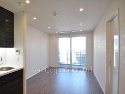 Living-Dining ※Photo of the same layout on 10 floor. Decoration and fixture may differ.