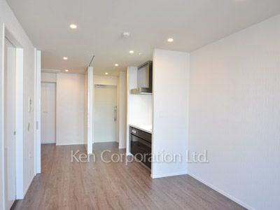 Living-Dining ※Photo of the same layout on 10 floor. Decoration and fixture may differ.