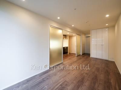 Living-Dining ※Photo of the same layout on 9 floor. Decoration and fixture may differ.