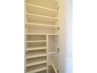 Shoes Closet