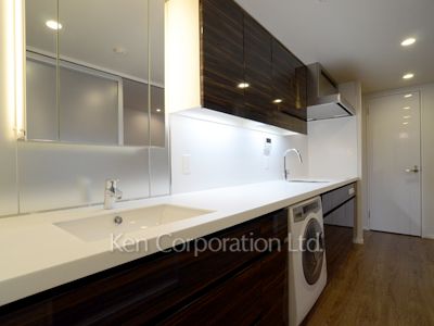 Powder Room