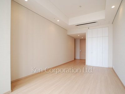 Living-Dining ※Photo of the same layout on 15 floor. Decoration and fixture may differ.