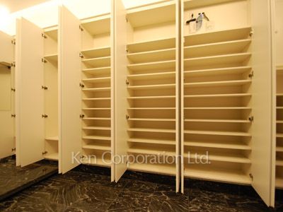 Shoes Closet