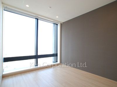 Bedroom ※Photo of the same layout on 19 floor. Decoration and fixture may differ.
