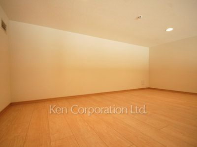 Loft ※Photo of the same layout on 39 floor. Decoration and fixture may differ.