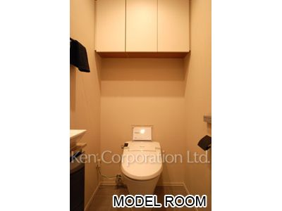 Lavatory ※Photo of the same layout on 15 floor. Decoration and fixture may differ.