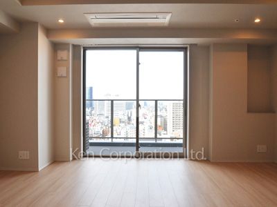 Living-Dining ※Photo of the same layout on 18 floor. Decoration and fixture may differ.
