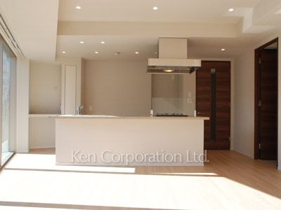 Living-Dining ※Photo of the same layout on 2 floor. Decoration and fixture may differ.