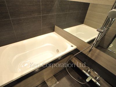 Bath ※Photo of the same layout on 24 floor. Decoration and fixture may differ.