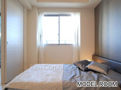 Bedroom ※Photo of the same layout on 17 floor. Decoration and fixture may differ.