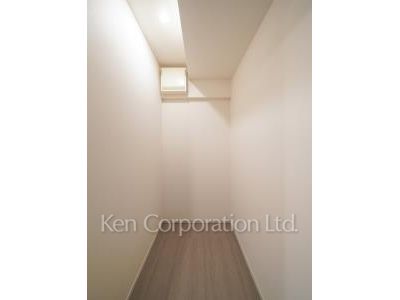 Storage ※Photo of the same layout on 4 floor. Decoration and fixture may differ.
