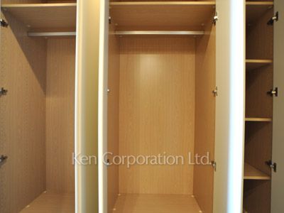 Closet ※Photo of the same layout on 18 floor. Decoration and fixture may differ.