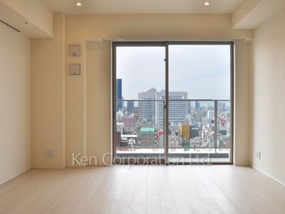 Living-Dining ※Photo of the same layout on 17 floor. Decoration and fixture may differ.