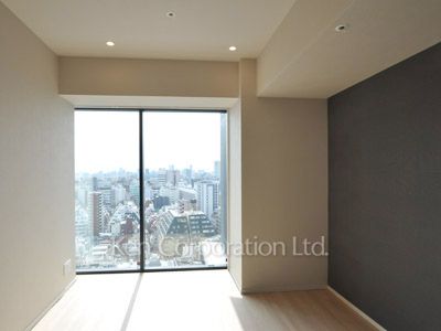 Bedroom ※Photo of the same layout on 18 floor. Decoration and fixture may differ.