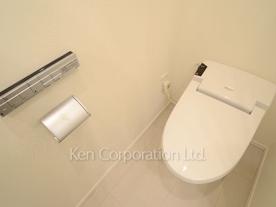 Lavatory ※Photo of the same layout on 25 floor. Decoration and fixture may differ.