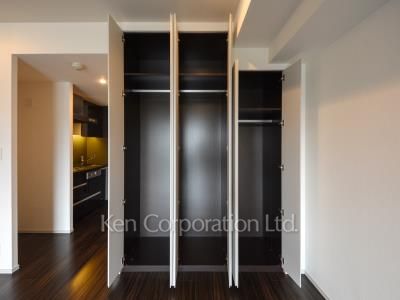 Closet ※Photo of the same layout on 4 floor. Decoration and fixture may differ.