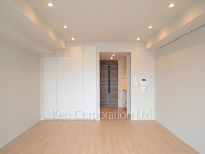 Living-Dining ※Photo of the same layout on 18 floor. Decoration and fixture may differ.