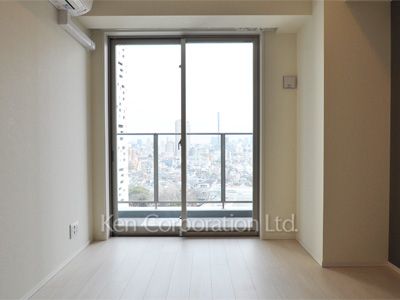 Bedroom ※Photo of the same layout on 17 floor. Decoration and fixture may differ.
