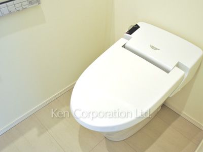 Lavatory ※Photo of the same layout on 17 floor. Decoration and fixture may differ.