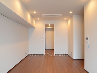 Living-Dining ※Photo of the same layout on 31 floor. Decoration and fixture may differ.