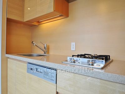 Kitchen ※Photo of the same layout on 4 floor. Decoration and fixture may differ.
