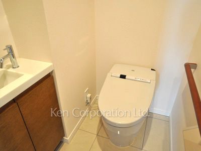 Lavatory