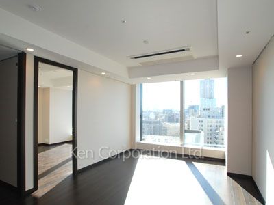 Living-Dining ※Photo of the same layout on 10 floor. Decoration and fixture may differ.