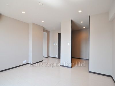 Living-Dining ※Photo of the same layout on 17 floor. Decoration and fixture may differ.