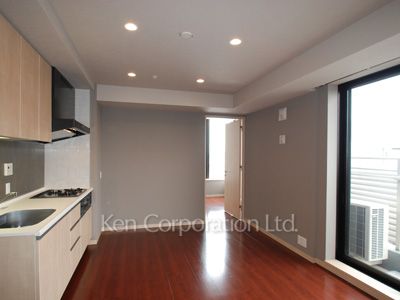 Living-Dining ※Photo of the same layout on 16 floor. Decoration and fixture may differ.