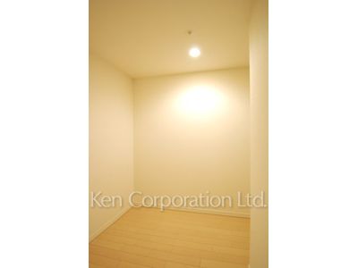 Storage ※Photo of the same layout on 4 floor. Decoration and fixture may differ.