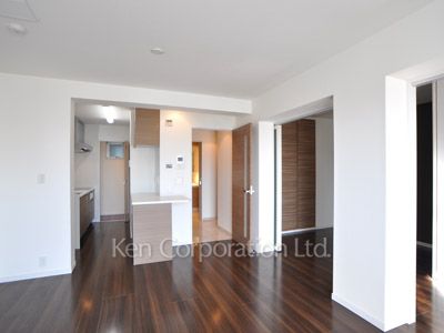 Living-Dining ※Photo of the same layout on 3 floor. Decoration and fixture may differ.