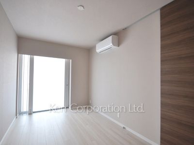 Bedroom ※Photo of the same layout on 10 floor. Decoration and fixture may differ.