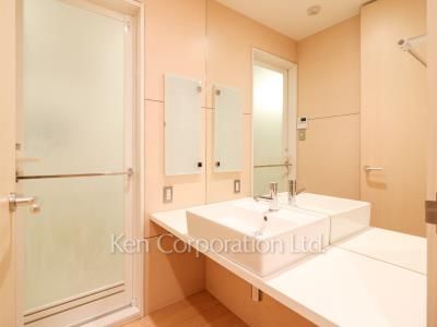 Powder Room
