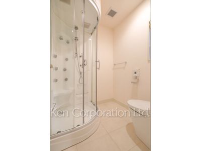 Shower Space
