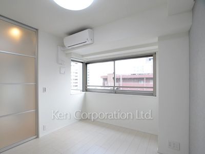 Bedroom ※Photo of the same layout on 10 floor. Decoration and fixture may differ.