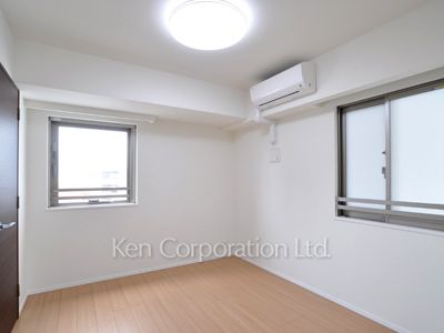 Bedroom ※Photo of the same layout on 9 floor. Decoration and fixture may differ.
