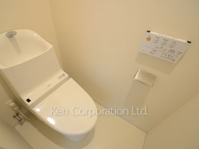 Lavatory ※Photo of the same layout on 1 floor. Decoration and fixture may differ.