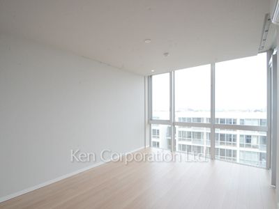 Living-Dining ※Photo of the same layout on 7 floor. Decoration and fixture may differ.
