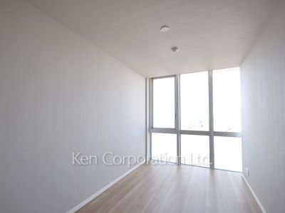 Other Room ※Photo of the same layout on 9 floor. Decoration and fixture may differ.