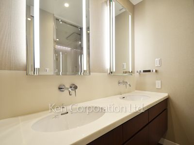Powder Room