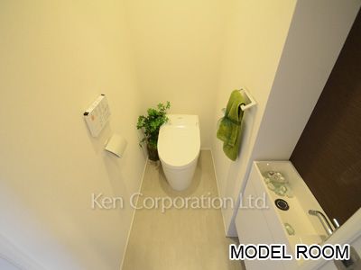 Lavatory ※Photo of the same layout on 2 floor. Decoration and fixture may differ.